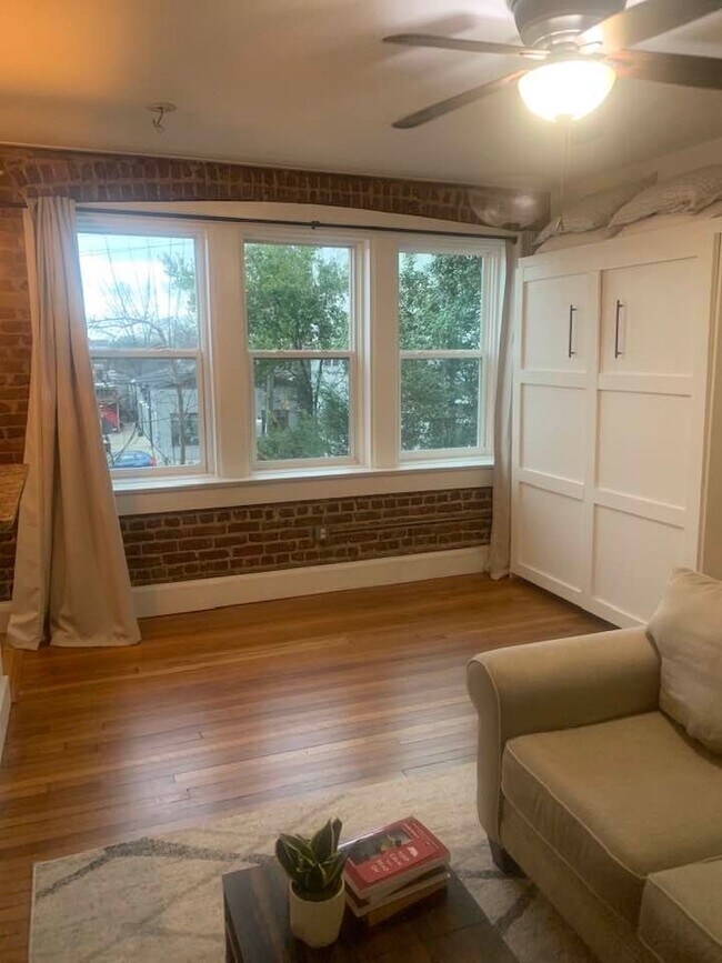Building Photo - 373 Moreland Ave NE