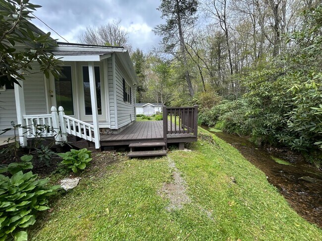 Foto del edificio - Charming 2 Bed 1 Bath in Boone