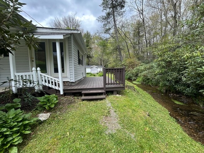 Photo - Charming 2 Bed 1 Bath in Boone House