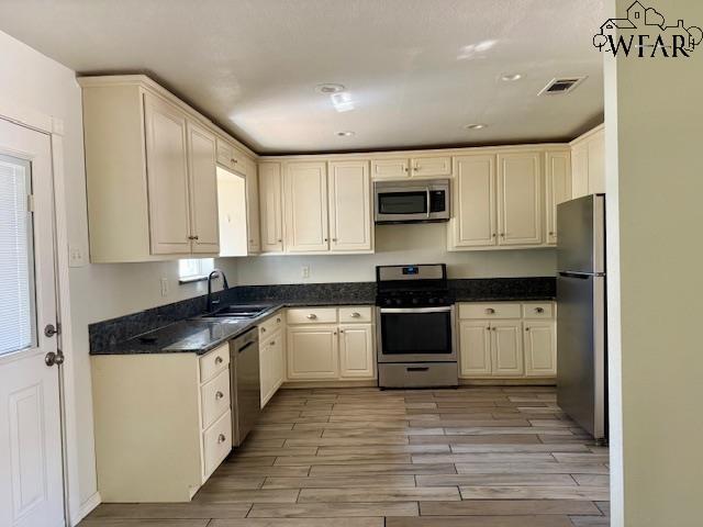 Building Photo - 4405 Randel Dr