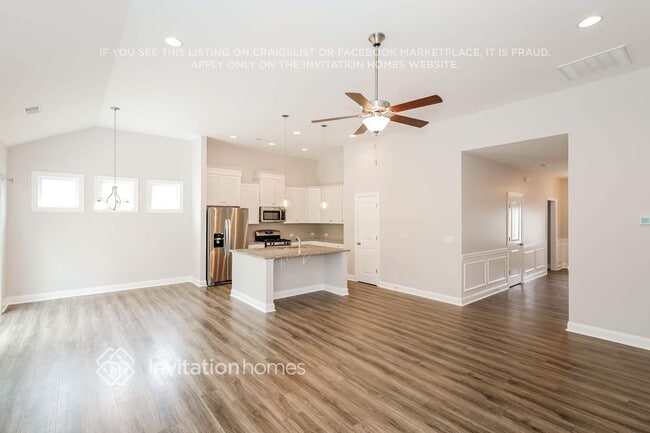 Building Photo - 143 Pine Eagle Dr