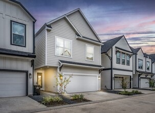 Building Photo - 8440 Berry Brush Ln