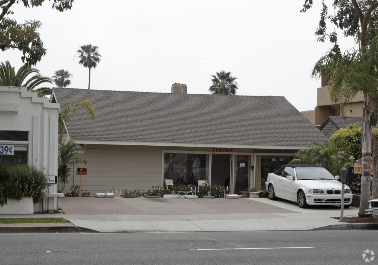 Primary Photo - 441 N Coast Hwy