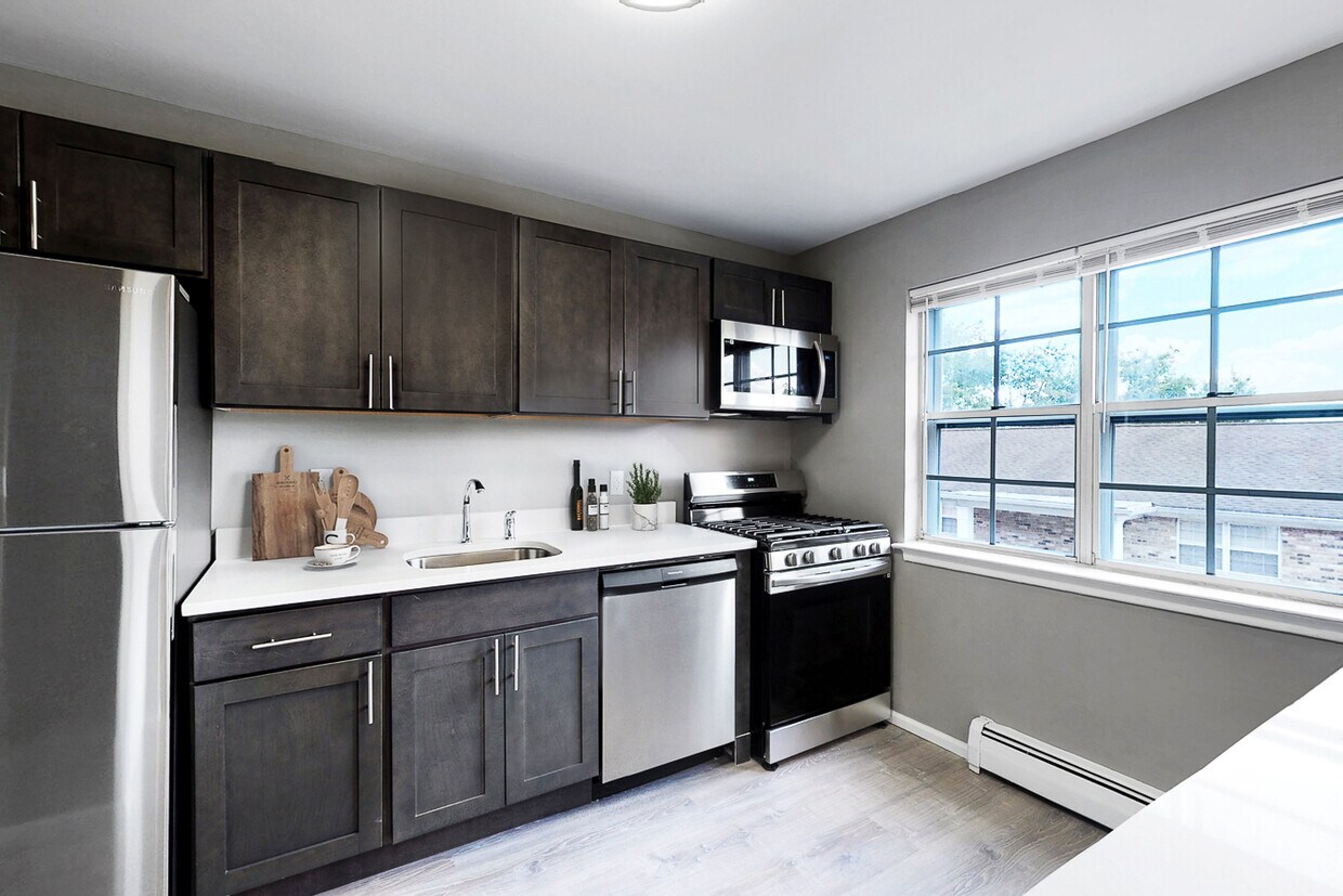 Cardinal Hill Apartments 420 River Rd Chatham, NJ