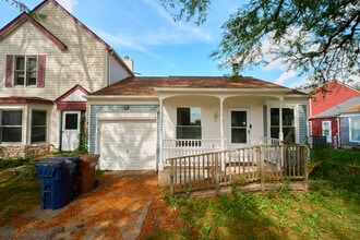 Building Photo - 754 Lippert Ln