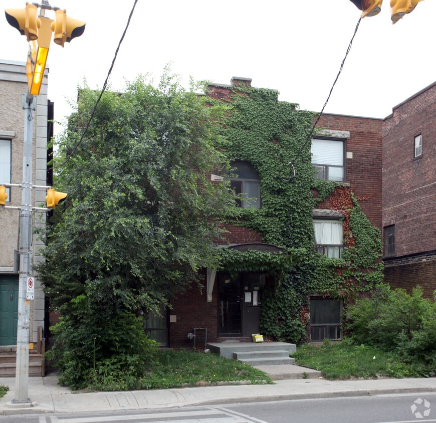 Building Photo - 113 Vaughan Rd
