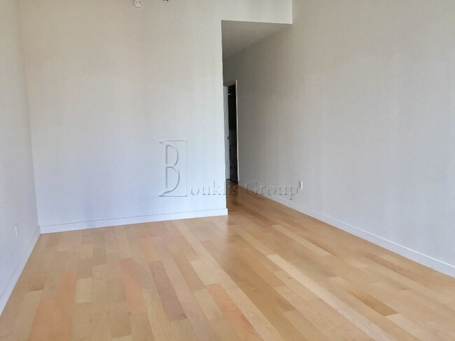Building Photo - 109 Washington St