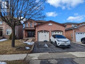 Building Photo - 277 Huntington Ridge Dr
