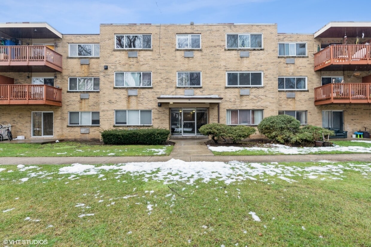736 Dempster St Unit 110, Mount Prospect, IL 60056 Condo for Rent in
