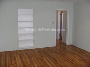 Building Photo - 1048 17th St