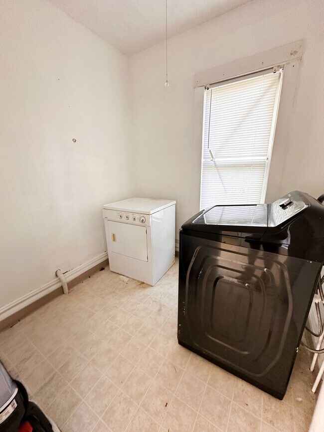 Foto del edificio - 2013 E 1st Ave