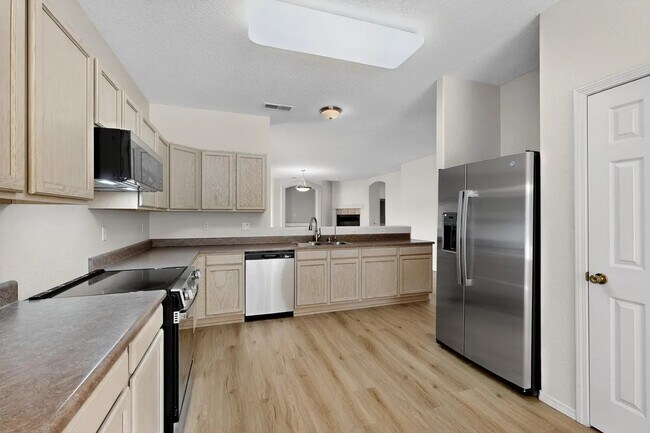 Building Photo - 3812 Pinon Jay Ct NW