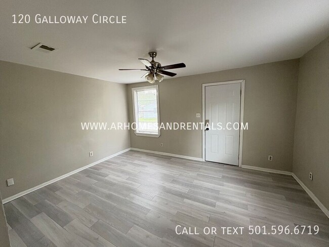 Foto del edificio - 120 Galloway Cir