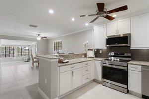 Foto del edificio - 5045 Pelican Dr