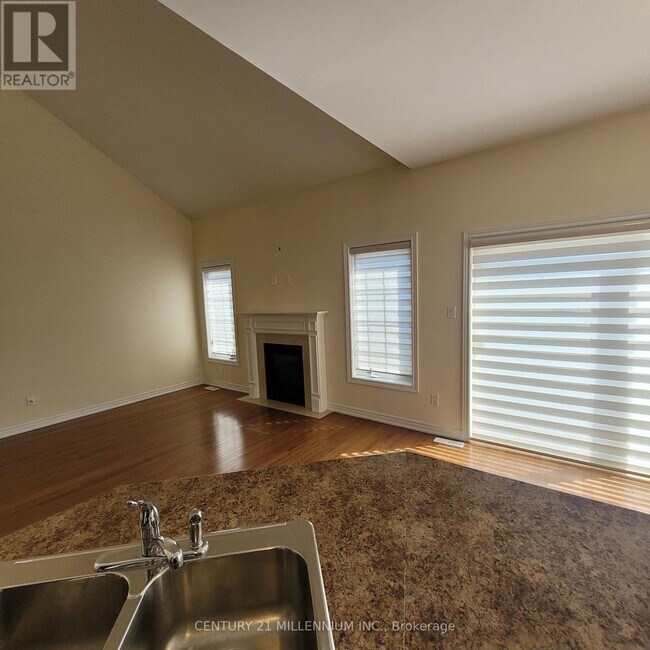 Photo du bâtiment - 11 Jazzberry Rd