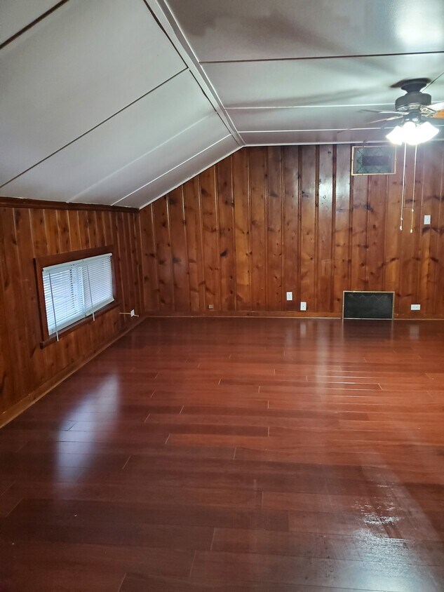 Livingroom - 25225 W Buell St