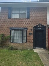 Building Photo - 1769 Tall Pines Cir