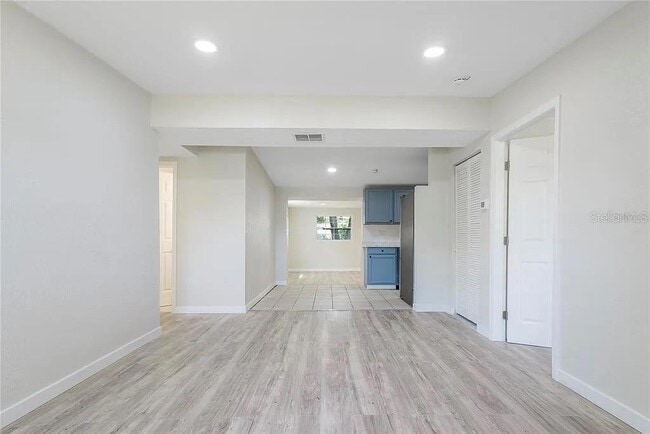 Building Photo - 6817 Larmon St