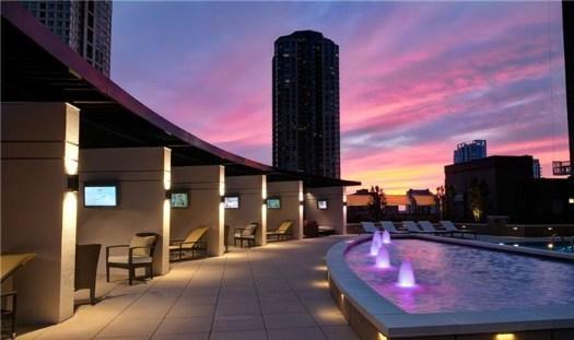 Foto del edificio - 100 W Hubbard St