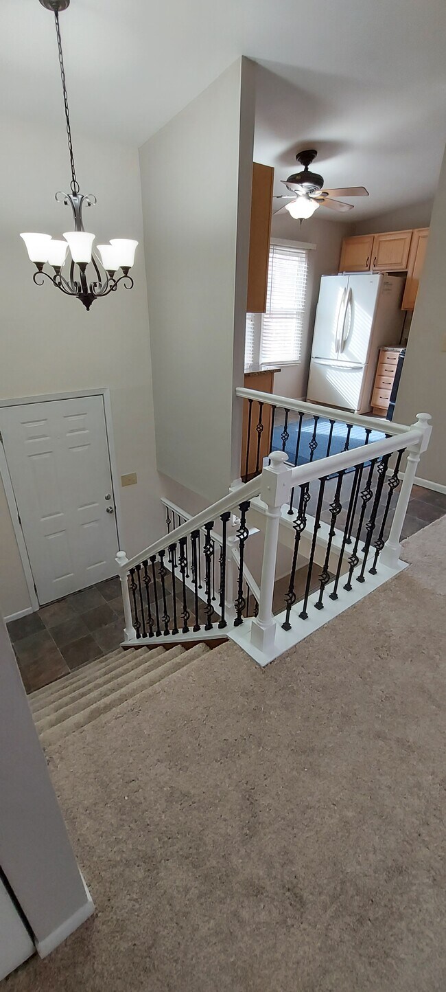 Stairs - 4940 Hidden View Ct