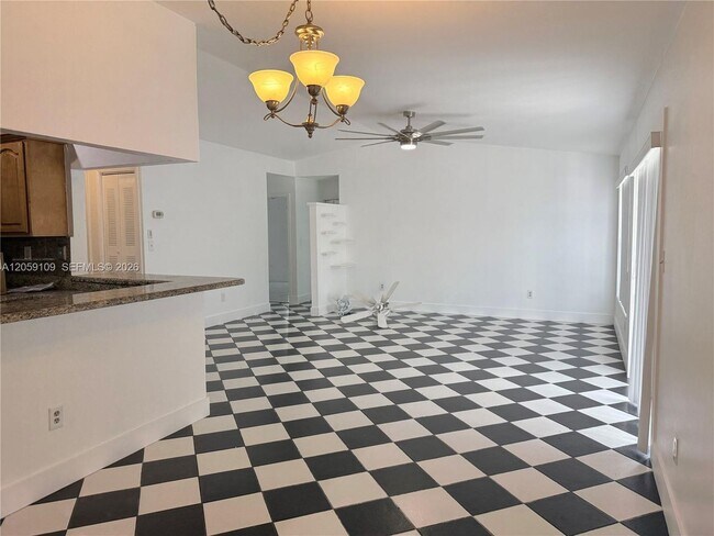Foto del edificio - 13430 SW 79th St