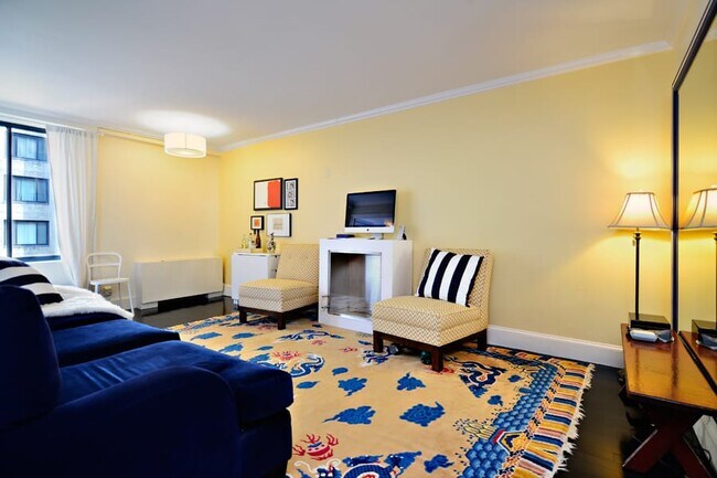 Foto del edificio - 1420 N St NW