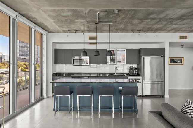 Building Photo - 3470 E Coast Ave