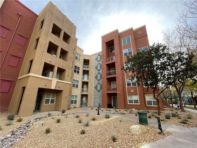 Foto del edificio - 56 E Serene Ave