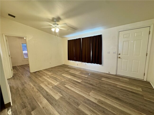 Building Photo - 4479 Lynda Cir