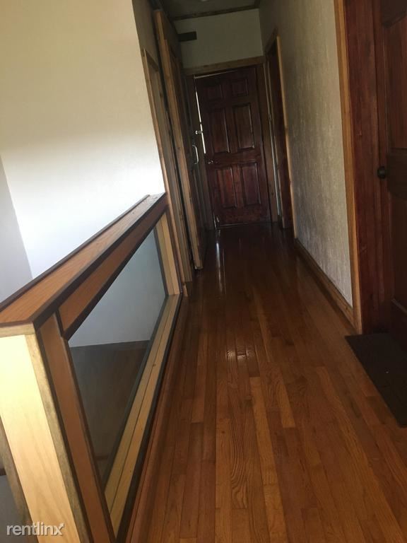 Foto del edificio - 4 br, 3 bath House - 52 Mount Oliver St