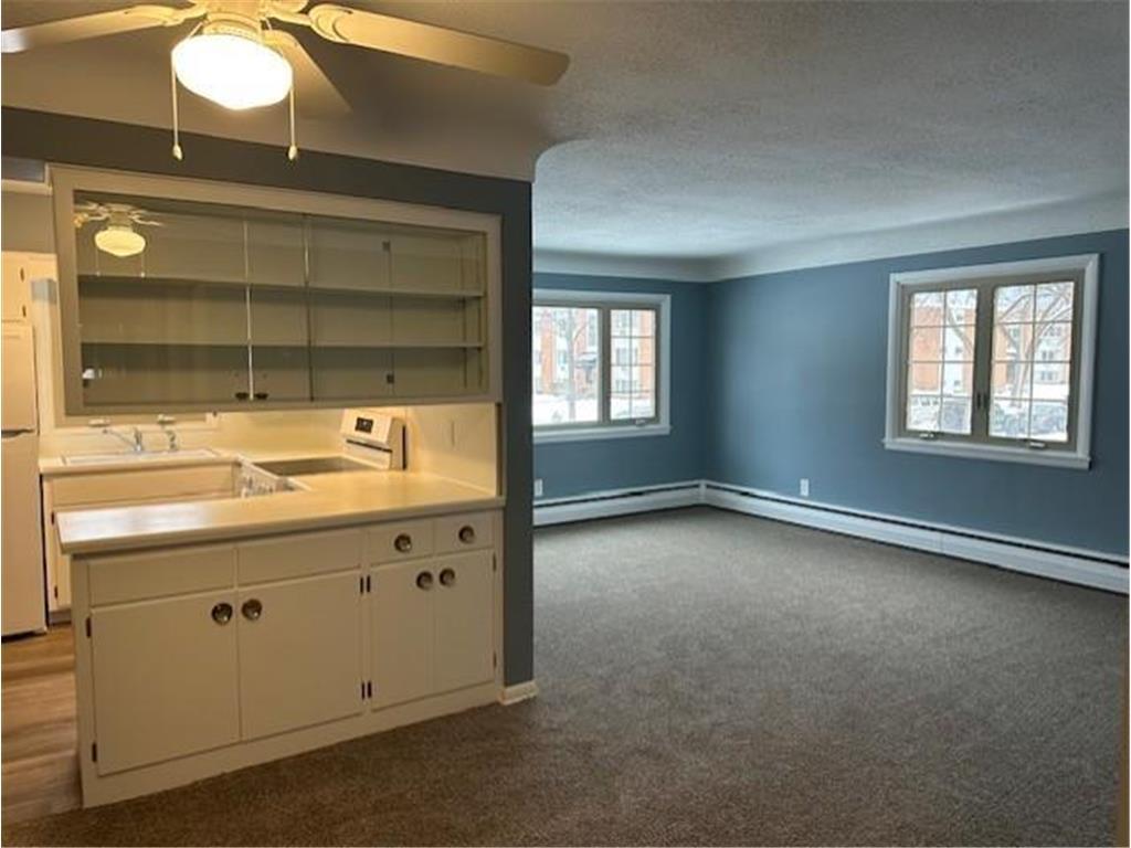 Foto principal - 4445 Chowen Ave S