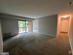 Building Photo - 222 Echelon Rd