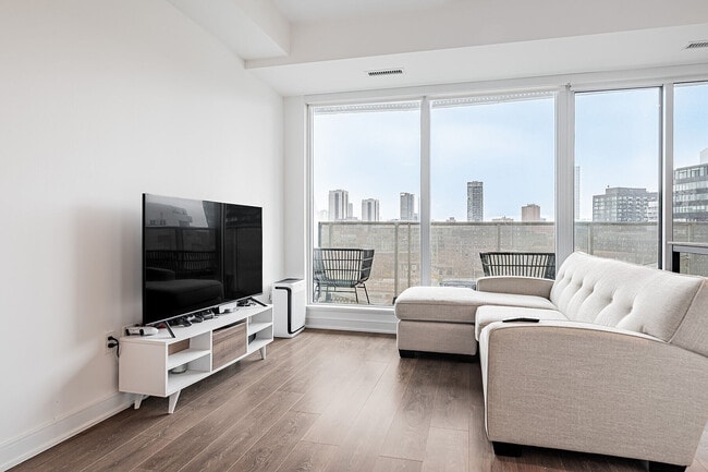 Photo du bâtiment - 60 Tannery Rd