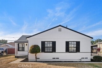 Building Photo - 325 N Lee Ave
