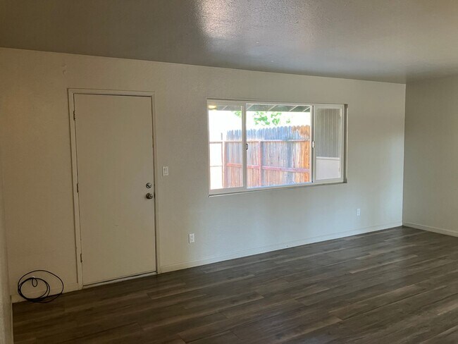 Foto del edificio - 1430 E Orangeburg Ave