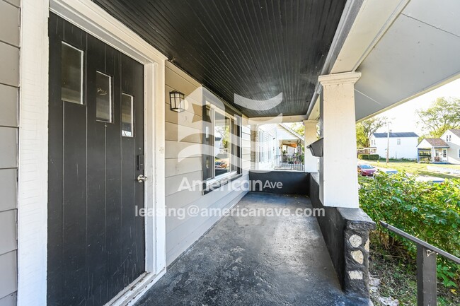 Building Photo - 1121 Reservoir St