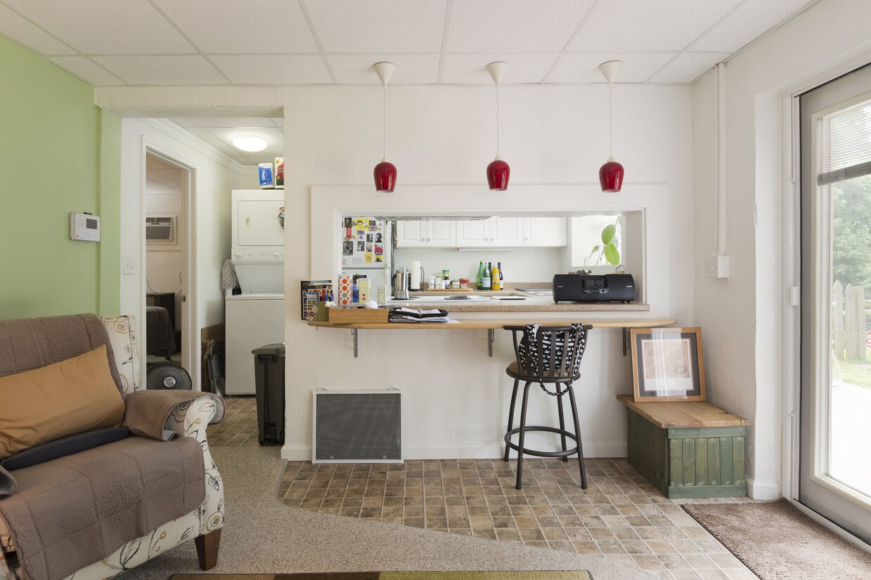 Foto principal - 451 Kenilworth Rd