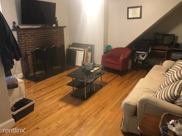 Foto del edificio - 3 br, 1 bath Apartment - 218 Gordon Ave