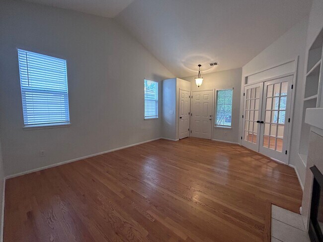 Foto del edificio - 6897 W Rockland Pl