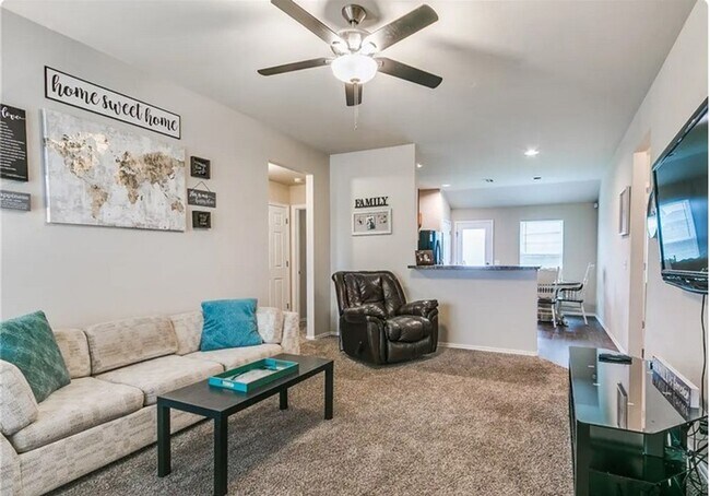 Foto del edificio - 13229 Bridgewater Dr