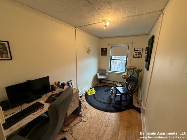 Foto del edificio - 94 W Cedar St