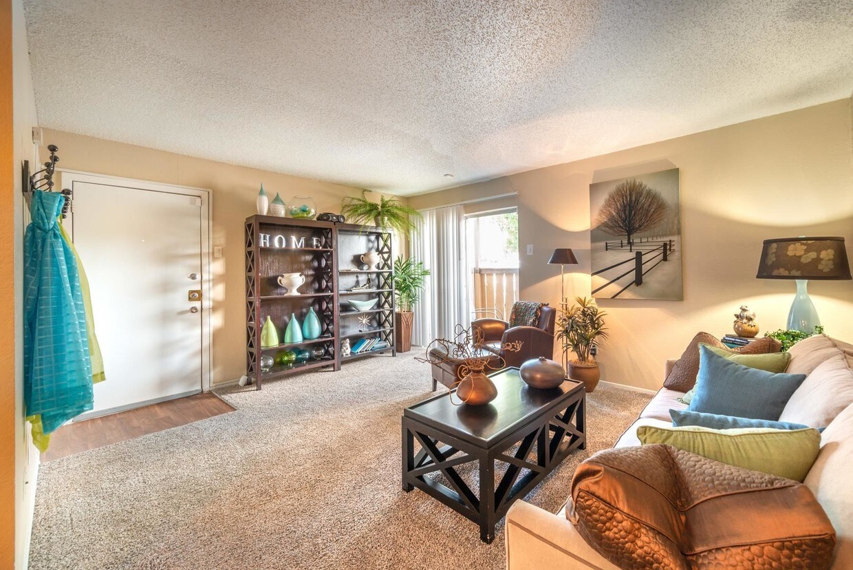 liveat8500harwood.com at WI. Apartments in North Richland ...