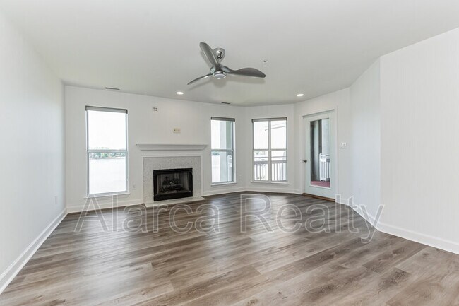 Building Photo - 1235 Torrence Cir