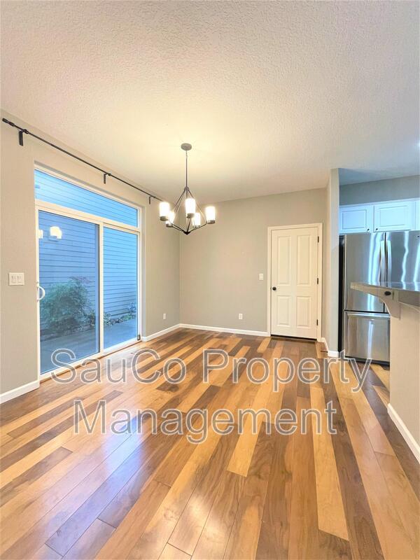 Building Photo - 5246 SE Redberry Pl
