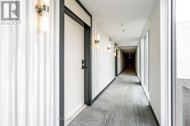 Building Photo - 168 Sabina Dr