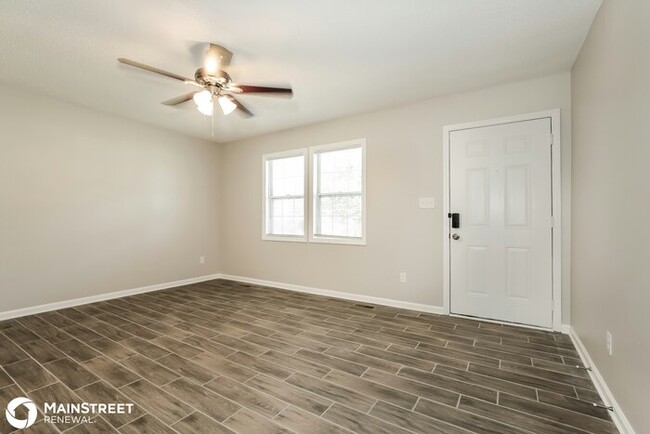 Building Photo - 108 HIDDEN HILLS DR, THOMASVILLE, NC 27360