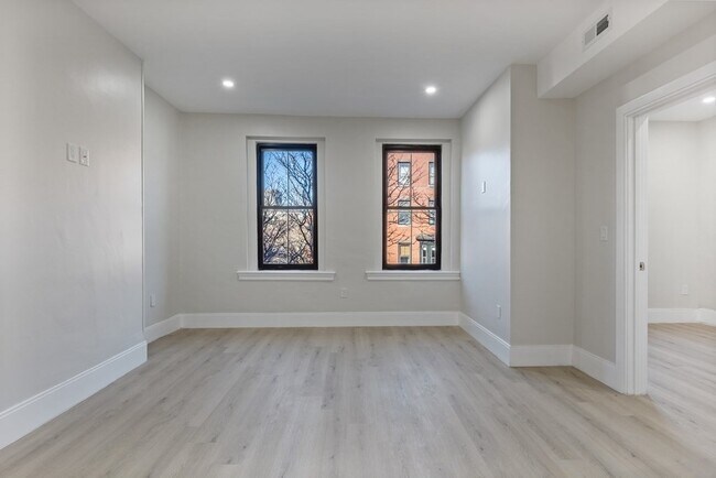 Foto del edificio - 282 Shawmut Ave
