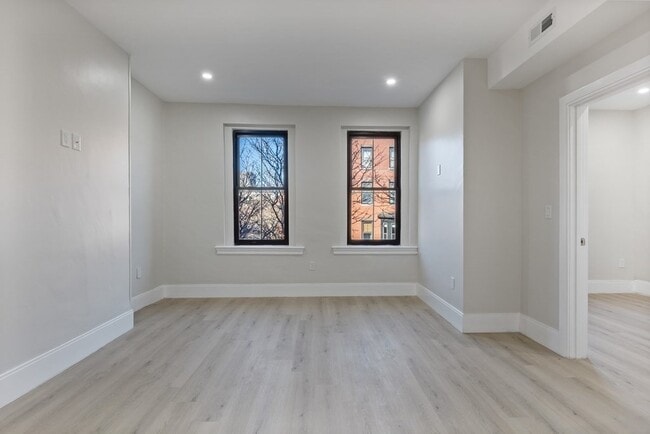 Building Photo - 282 Shawmut Ave