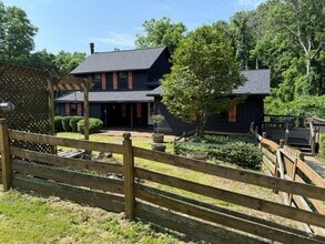 Building Photo - 3507 Stoney Hill Rd