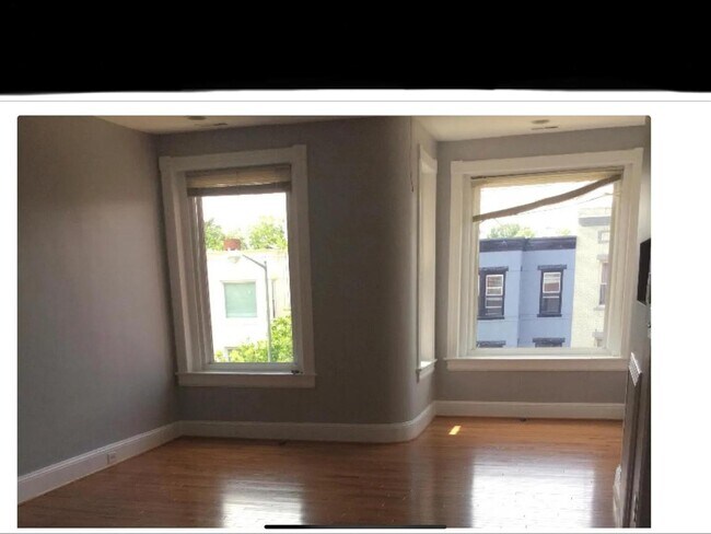 Foto del edificio - 1715 1st St NW